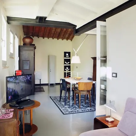 La Costarella - With Cozy Terrace Apartment Siena